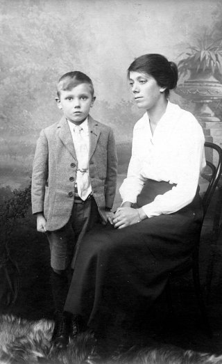 Jim Elliott and his mother